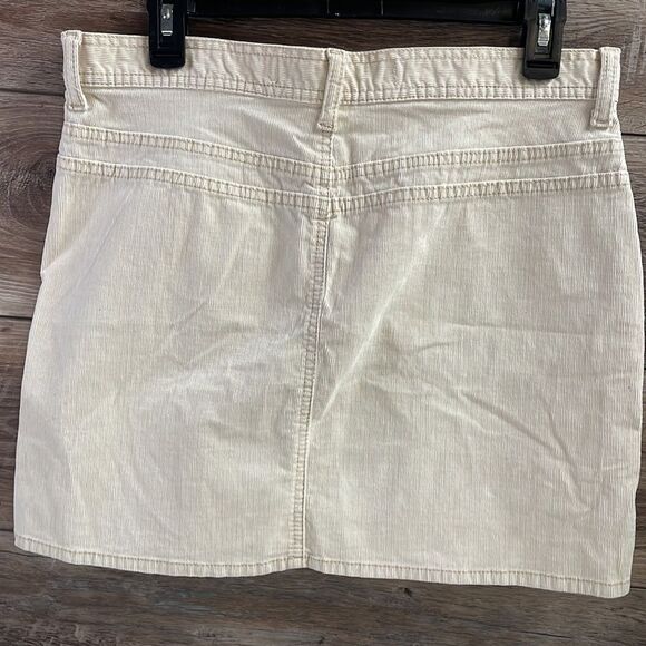 Gap Jeans High Waisted Beige Corduroy Mini Skirt, Size 10 - Picture 5 of 8